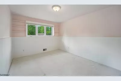 18 Arlington Dr, Livingston, NJ 07039 - Photo 29