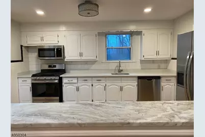 75 Klinger Rd, East Hanover Township, NJ 07936 - Photo 5