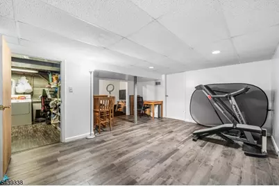 1 Oak Grove Rd, Raritan Township, NJ 08822 - Photo 23