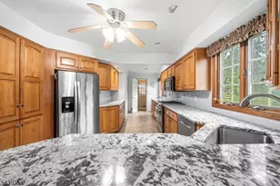 1 Oak Grove Rd, Raritan Township, NJ 08822 - Photo 9