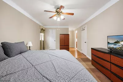 1 Oak Grove Rd, Raritan Township, NJ 08822 - Photo 17