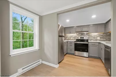 20 Kingsland Ave, Stanhope, NJ 07874 - Photo 9