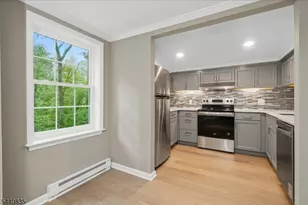 20 Kingsland Ave, Stanhope, NJ 07874 - Photo 9