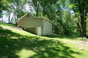 20 Kingsland Ave, Stanhope, NJ 07874 - Photo 23