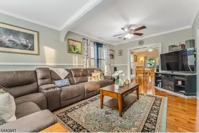 119 Edgewood Rd, Linden, NJ 07036 - Photo 5
