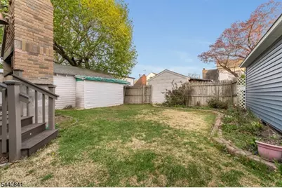 119 Edgewood Rd, Linden, NJ 07036 - Photo 23