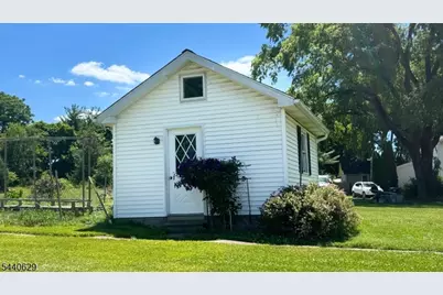 14 Hoffman Rd, Clinton Township, NJ 08833 - Photo 17