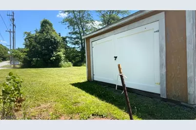 14 Hoffman Rd, Clinton Township, NJ 08833 - Photo 21