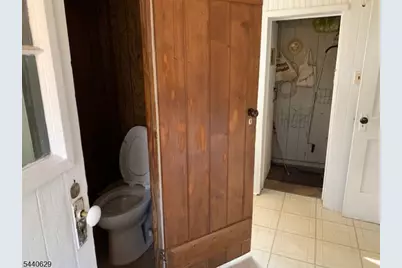 14 Hoffman Rd, Clinton Township, NJ 08833 - Photo 9