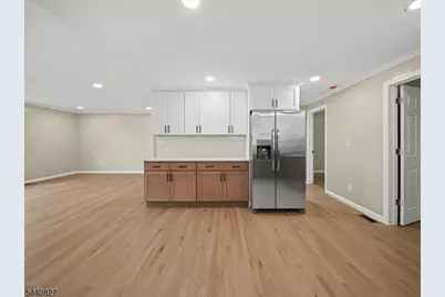 71 Moore Pl, Belleville, NJ 07109 - Photo 3