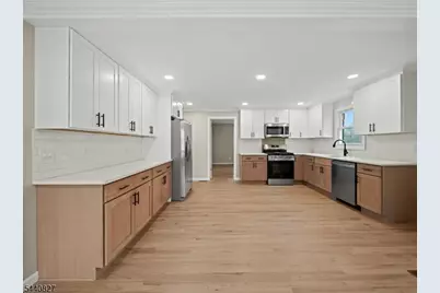 71 Moore Pl, Belleville, NJ 07109 - Photo 13