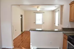 11 Church St, Raritan, NJ 08869 - Photo 3