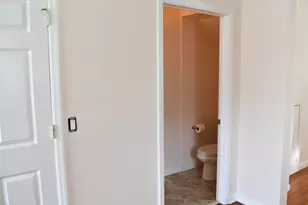 11 Church St, Raritan, NJ 08869 - Photo 9