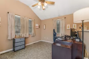 1304 Brian Cir, Greenwich Township, NJ 08886 - Photo 11