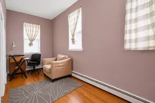111 Mallory Ave, Jersey City, NJ 07304 - Photo 7