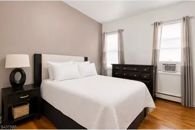 111 Mallory Ave, Jersey City, NJ 07304 - Photo 5