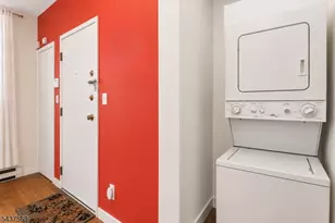 111 Mallory Ave, Jersey City, NJ 07304 - Photo 11