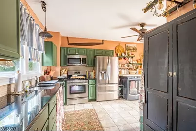 841 Culkin St, Phillipsburg, NJ 08865 - Photo 25
