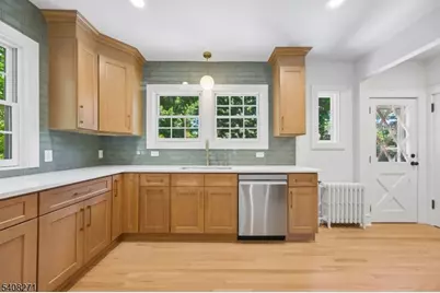 32 S Stanley Rd, South Orange, NJ 07079 - Photo 5