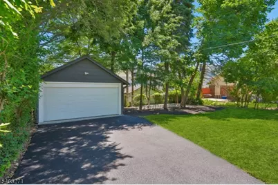 32 S Stanley Rd, South Orange, NJ 07079 - Photo 33