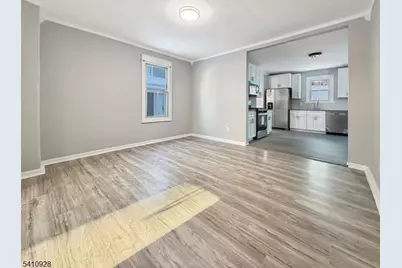 564 Warren St, Phillipsburg, NJ 08865 - Photo 7