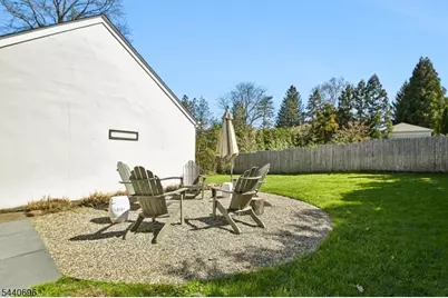 42 Locust Dr, Summit, NJ 07901 - Photo 27