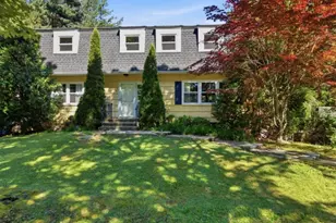 501 Hamilton Dr, Hackettstown, NJ 07840 - Photo 1