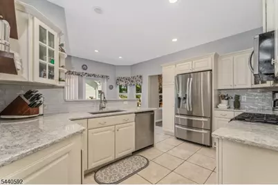 2 Craft Farm Drive, Bridgewater, NJ 08807 - Photo 3