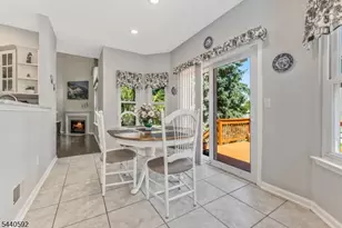 2 Craft Farm Dr, Bridgewater, NJ 08807 - Photo 5
