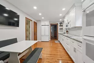 688 Greenbrook Rd, North Plainfield, NJ 07063 - Photo 13