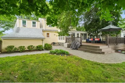 688 Greenbrook Rd, North Plainfield, NJ 07063 - Photo 35