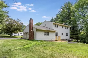 7 Catan Dr, Chester, NJ 07930 - Photo 27