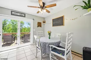 1 Hampton Spring Rd, Hampton Township, NJ 07860 - Photo 13