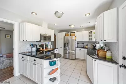 1 Hampton Spring Rd, Hampton Township, NJ 07860 - Photo 17