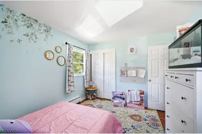 1 Hampton Spring Rd, Hampton Township, NJ 07860 - Photo 29