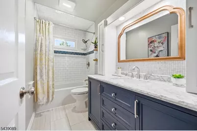1 Hampton Spring Rd, Hampton Township, NJ 07860 - Photo 33