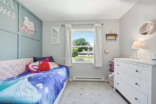 1 Hampton Spring Rd, Hampton Township, NJ 07860 - Photo 31