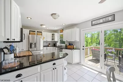 1 Hampton Spring Rd, Hampton Township, NJ 07860 - Photo 19