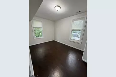 296 N Clinton St, East Orange, NJ 07017 - Photo 9