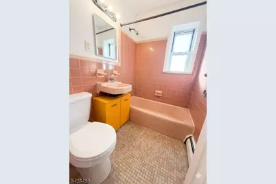 325 1st St #6, Carlstadt, NJ 07072 - Photo 5