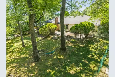 20 Kean Rd, Millburn, NJ 07078 - Photo 11
