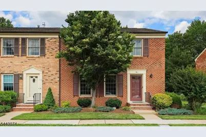 10 Cowperthwaite Sq, Westfield, NJ 07090 - Photo 1