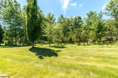 21 Stirrup Ln, Raritan Township, NJ 08822 - Photo 37