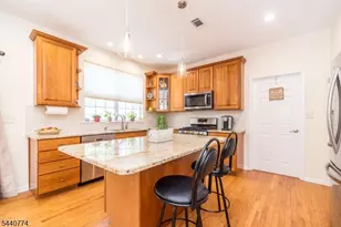 21 Stirrup Ln, Raritan Township, NJ 08822 - Photo 15