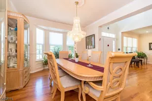 21 Stirrup Ln, Raritan Township, NJ 08822 - Photo 5