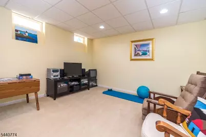 21 Stirrup Ln, Raritan Township, NJ 08822 - Photo 27