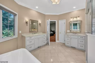 15 Daro Ct, Montville Township, NJ 07045 - Photo 27