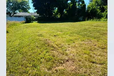 310 N 2nd Ave, Manville, NJ 08835 - Photo 3