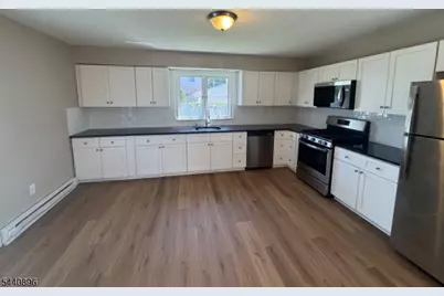 192 N 6th St, Saddle Brook Township, NJ 07663 - Photo 3