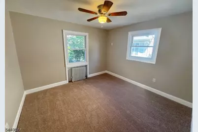 192 N 6th St, Saddle Brook Township, NJ 07663 - Photo 5
